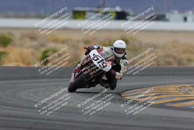 media/Jan-14-2023-SoCal Trackdays (Sat) [[497694156f]]/Turn 4 Set 1 (1020am)/